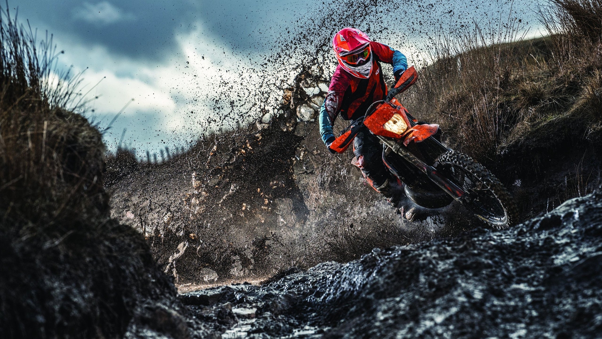 波斯铁骑展韧性，C罗逆境定乾坤—解析伊朗的团队压制与巨星的决胜时刻