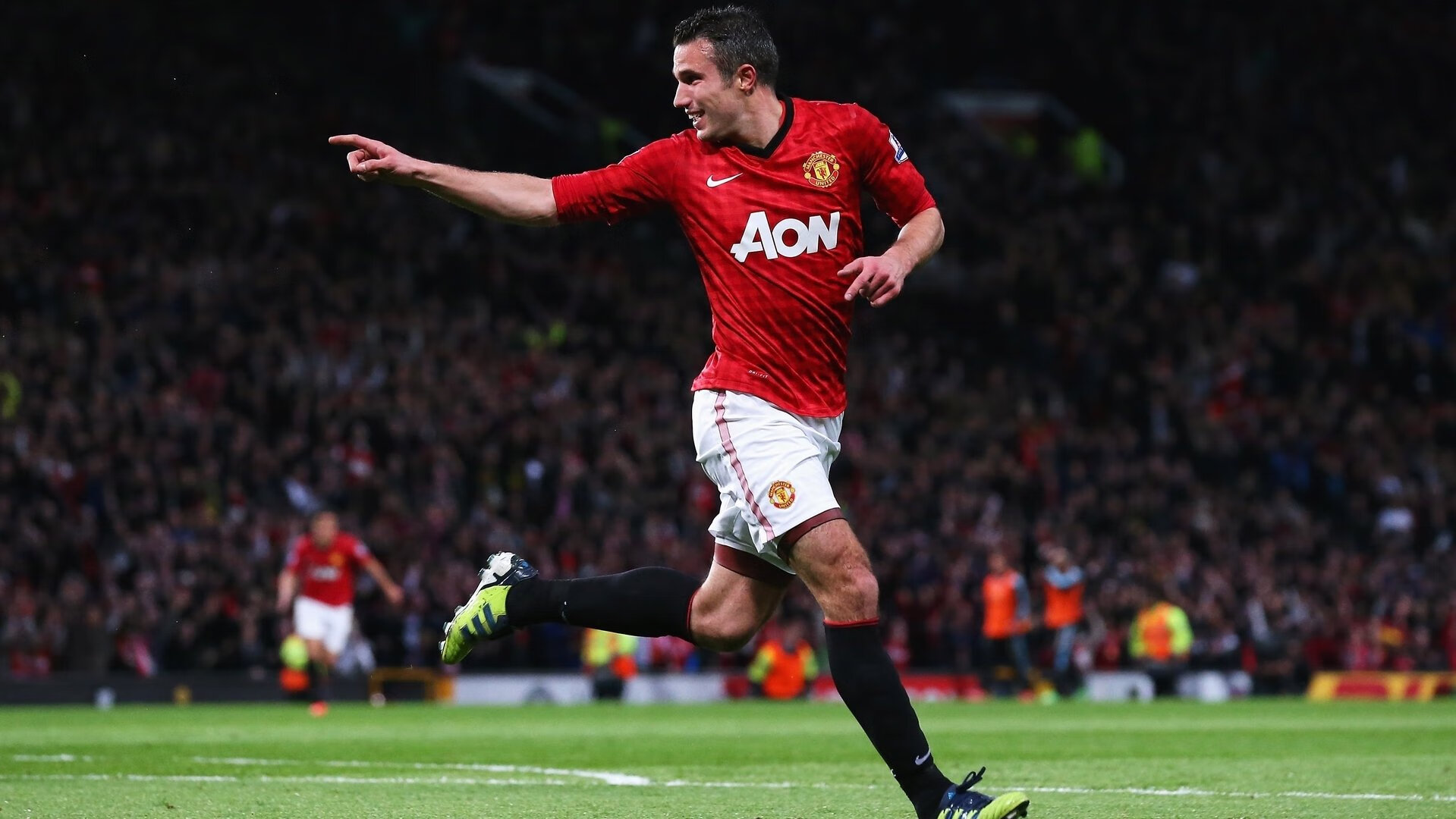 武切维奇统治内线，步行者主场惨败黄蜂